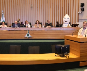 Sessão solene da Câmara Legislativa do DF em homenagem aos 53 anos do Hospital Universitário de Brasília (HuB)